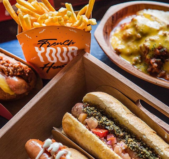 Choripan argentino é eleito melhor hot dog por site de gastronomia